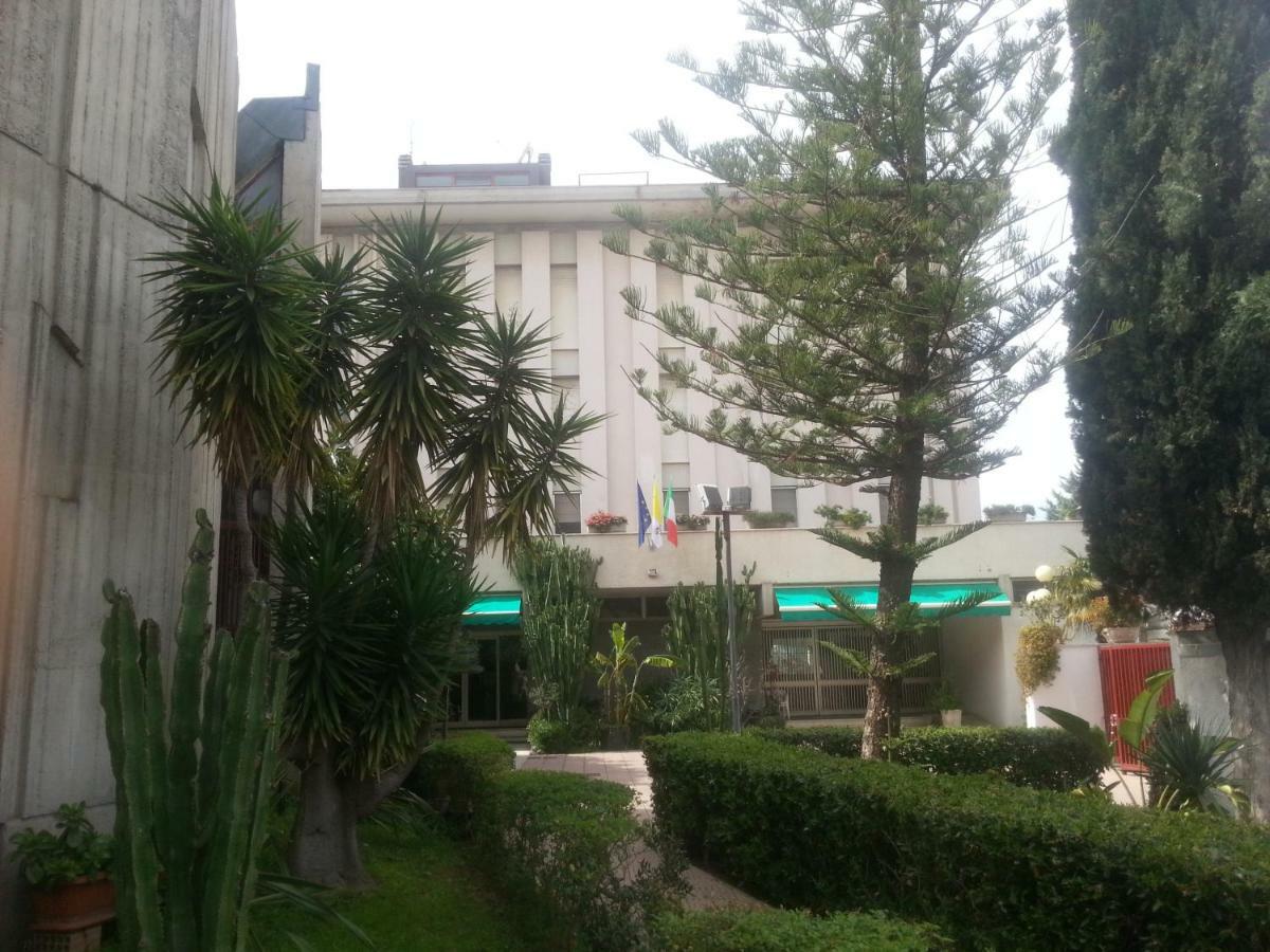 Hotel Centro Giovanile Padre Minozzi Policoro Exteriér fotografie